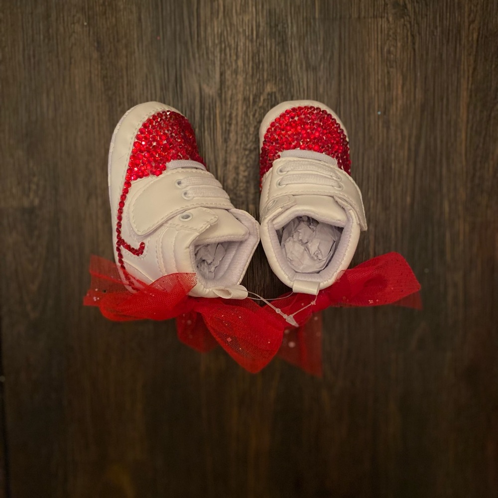 High-top white with 𝐑ＥⒹ rhinestones one-strap Velcro baby sneakers!